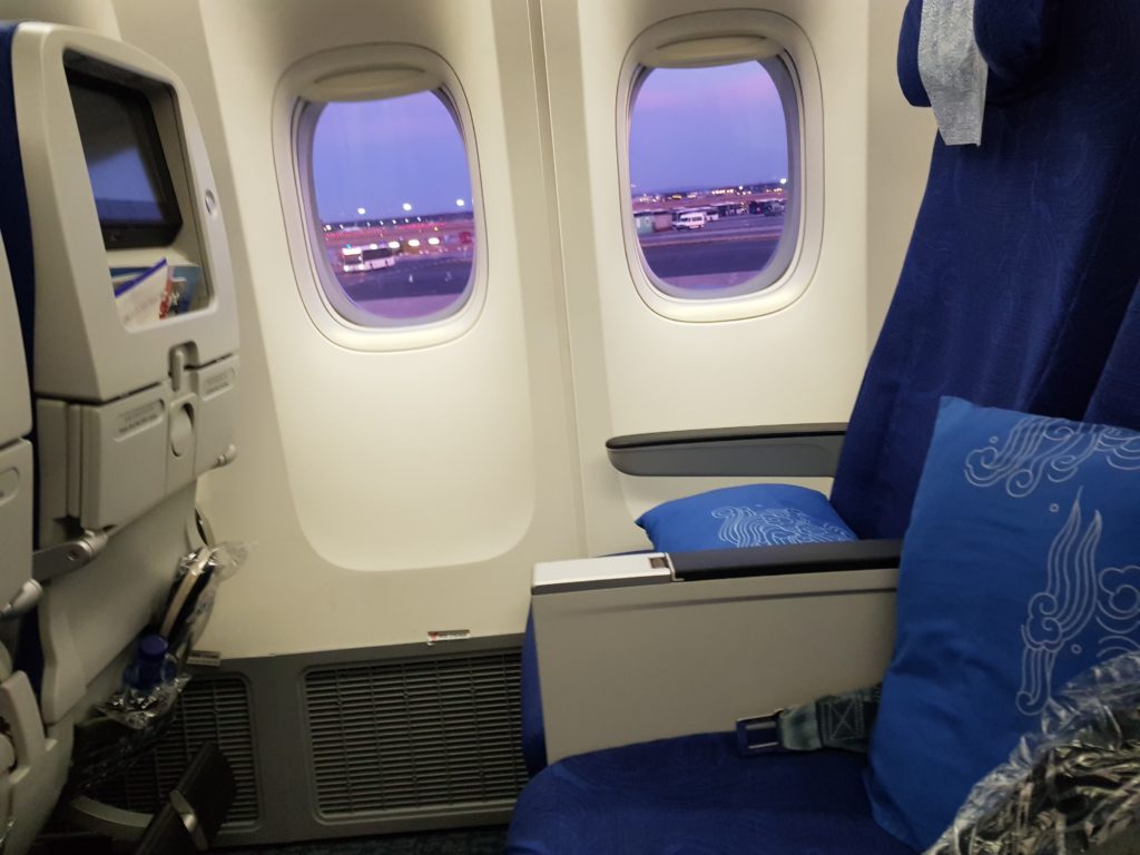 air china premium economy - seats